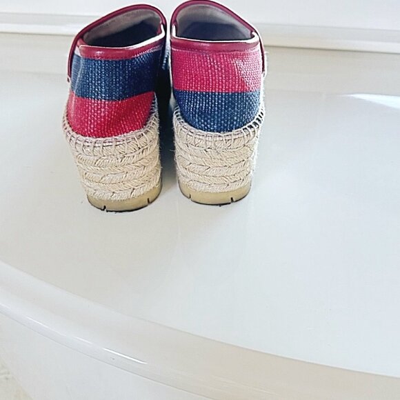 Gucci Sylvie Logo Espadrilles - Picture 2 of 4